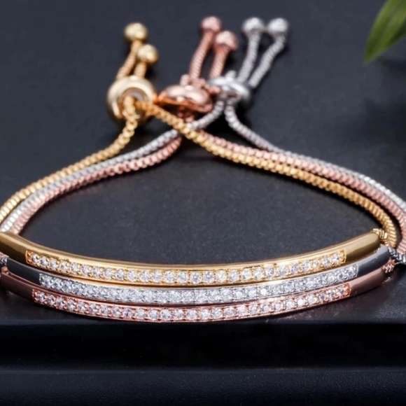 Gold Slide Bar Bangle Bracelet - Picture 2 of 4